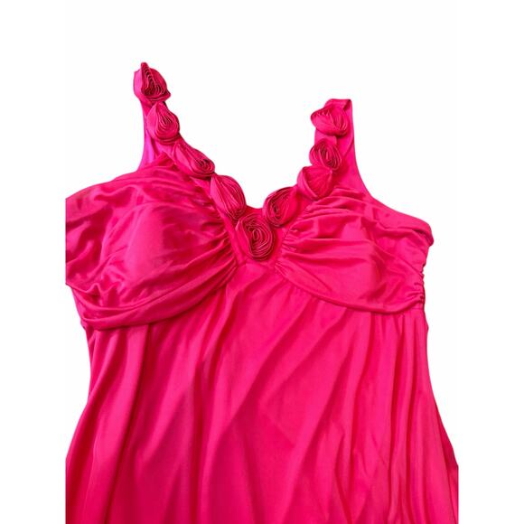 NWT Olivia Matthews Red Gown with Floral Embellishment - 2X - Picture 10 of 12